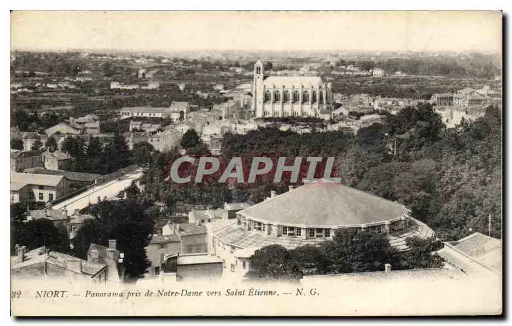 Niort — Panorama vom Notre-Dame in Richtung Saint-Étienne — N. G. - Vorderseite