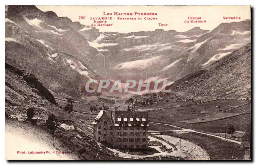 As Altas Pirineus — Conjunto do Cirque — Gavarnie — Fot. Labouche Fr. - Toulouse - Frente