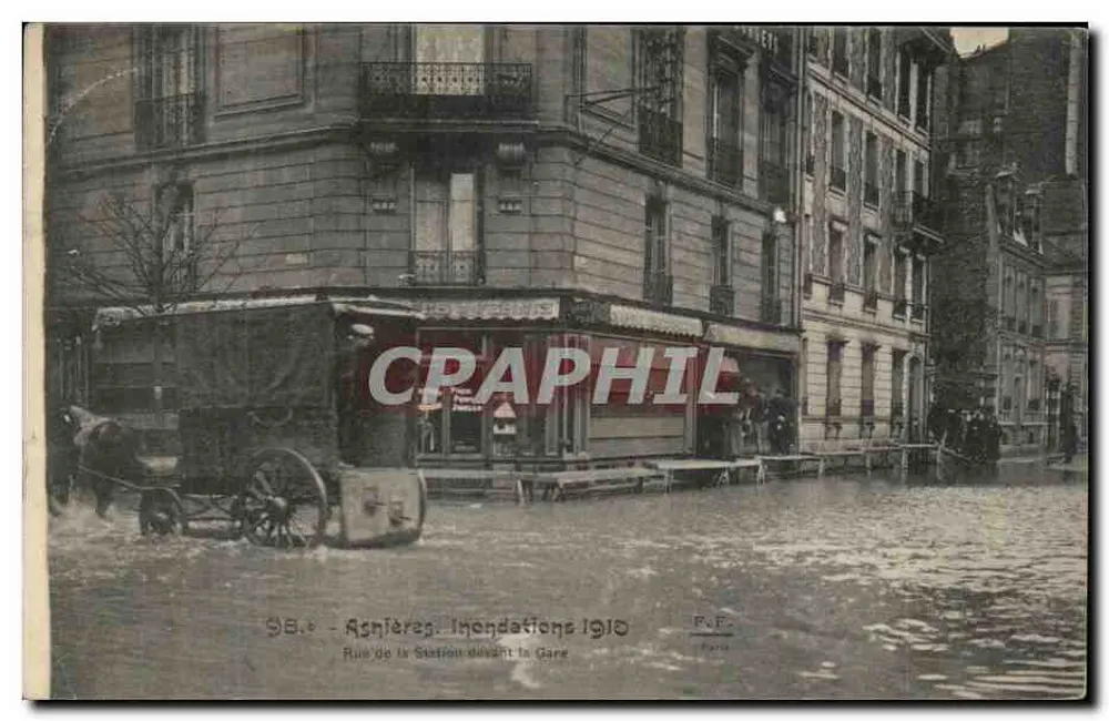 Rue de la Station vor der Station — Überschwemmungen 1910 — P.E. Paris - Vorderseite