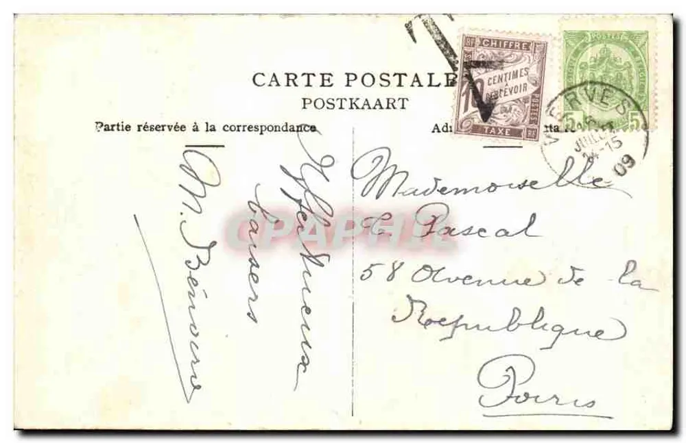 Dinant — Vue sur l'Hôtel de Ville et la Poste. — Éditeur : « Dinant » - Rückseite