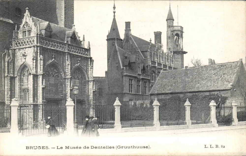 Bruges — O Museu de Renda (Gruuthuise) — L. L. B. 82 - Frente