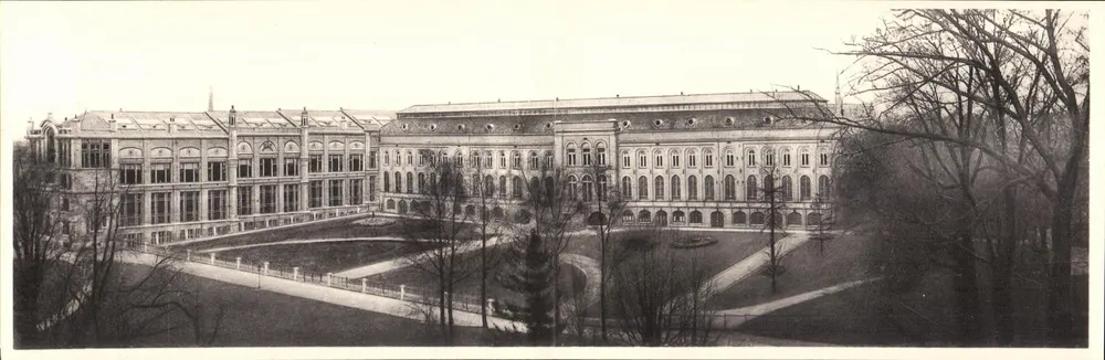 Königliches Museum der Stadt Brüssel — Ansicht des Hauptgebäudes - Vorderseite