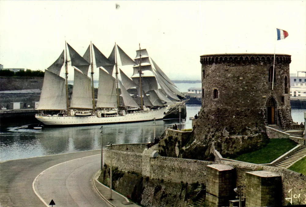 Château de Châteaulin — Segelschiff 'Quatre Mâts' — Éditions d'Art JOS - Vorderseite