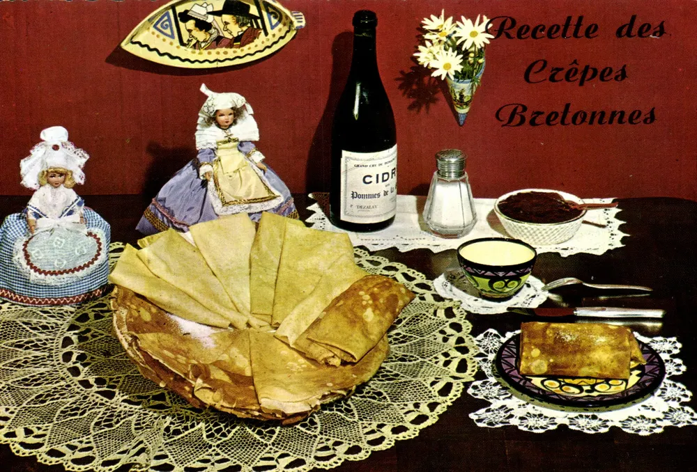 Crepes Bretãs — Receita — Edições LYNALCOOR - Frente