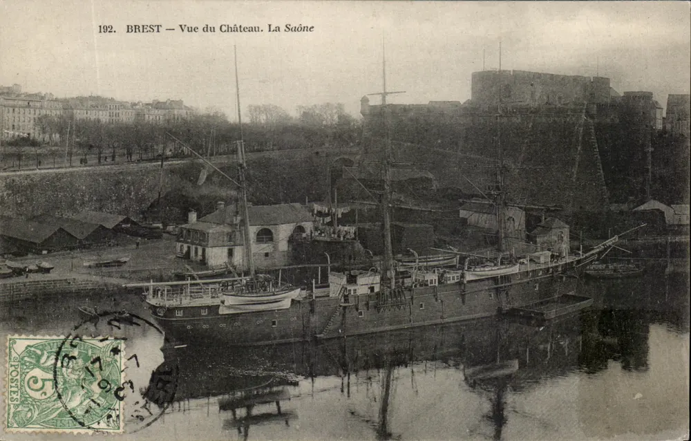 BREST — Ansicht des Schlosses. La Saône — Verlag: POSTES - Vorderseite