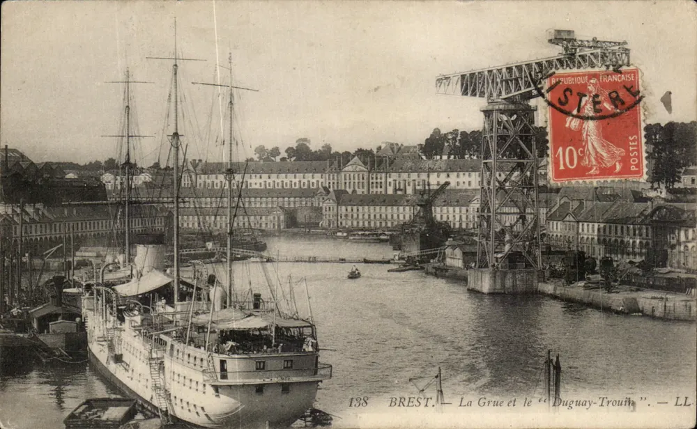 BREST — Die Krone und das "Duguay-Trouin" — LL 138 - Vorderseite