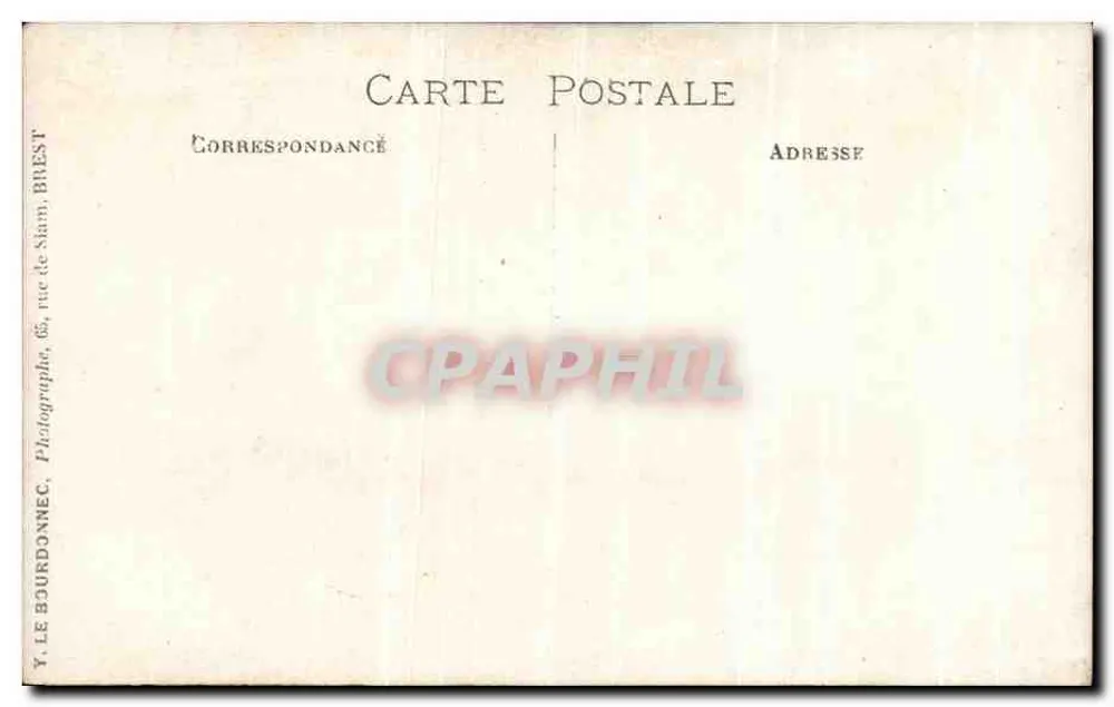Três homens — um marinheiro em uniforme — Y. Le Bourdonnec, Brest - Verso