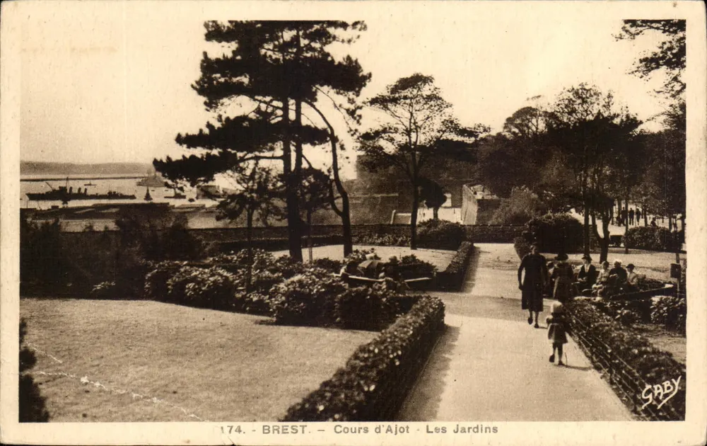Brest — Cours d'Ajot — Les Jardins — Éditeur Gaby, n° 174 - Frente