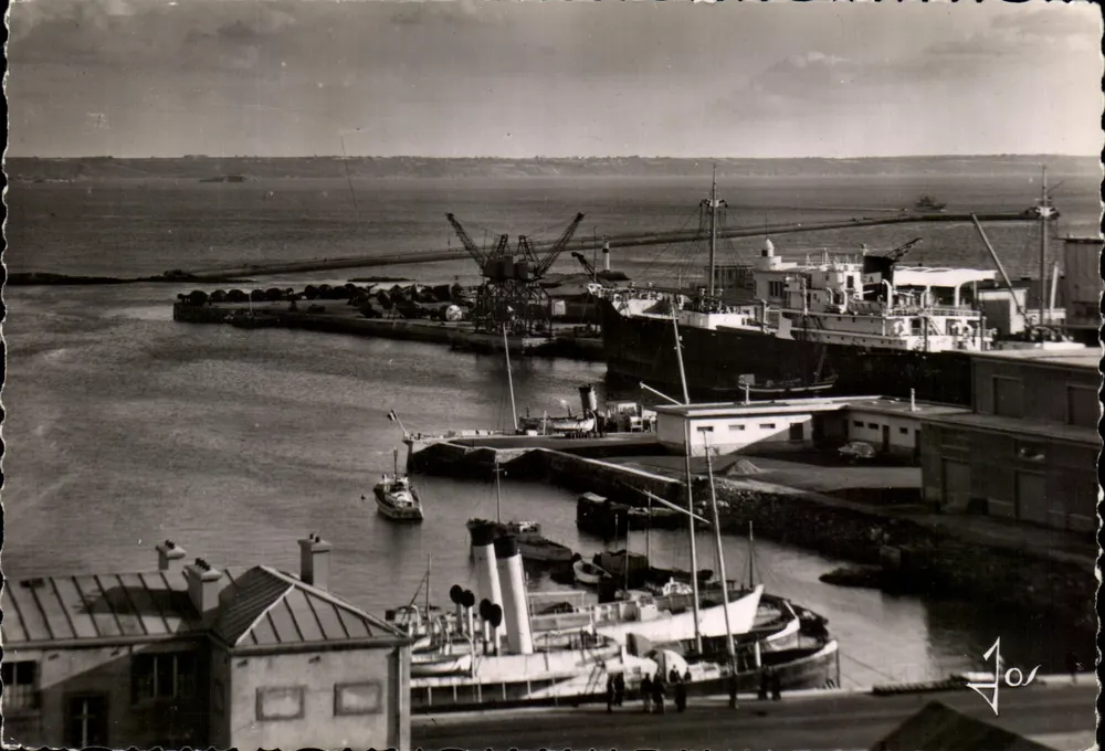 Hafen von Brest — Der erste Hafenteil am Handelshafen — Éditions o Art JOS, La Boaré, Citârezulin - Vorderseite