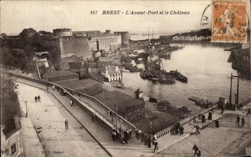 BREST - Der Hafen und das Schloss — F.T. BREST, n° 147 - Vorderseite