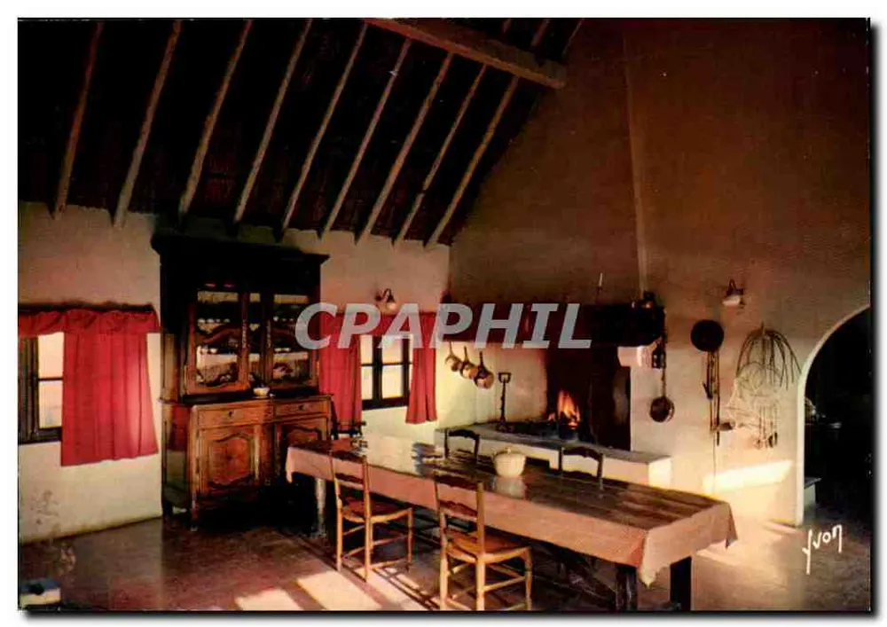 Intérieur d'un Mas — Camargue (Bouches-du-Rhône) — Éditions d'art Yvion - Recto