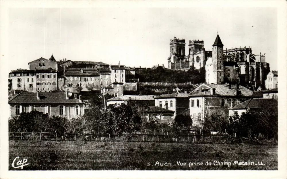 Auch — Vista tirada do Champ Matalin — C.A.P. Paris - Frente