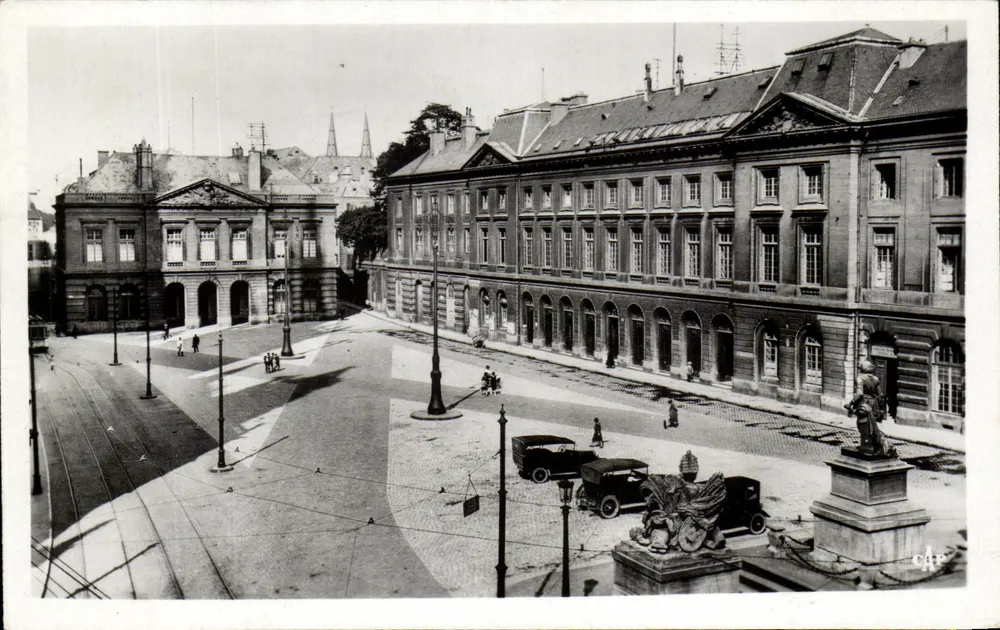 Platz der Waffen und Rathaus — Metz — C.A.P. (46) - Vorderseite