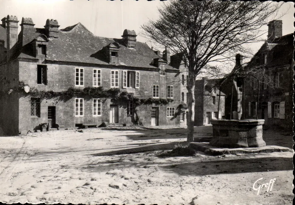 Locronan — Der alte Brunnen und das Hotel Saint-Ronan (15. Jahrhundert) — Edition Greff - Vorderseite