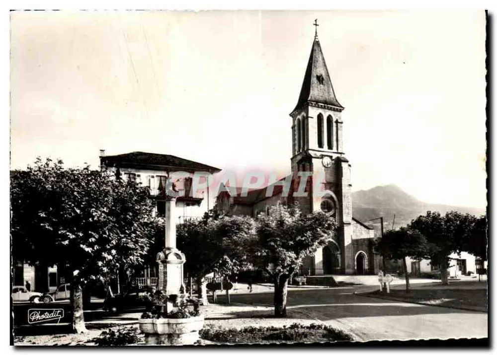 Bons-Saint-Didier — A Praça da Igreja — Photodit - Frente