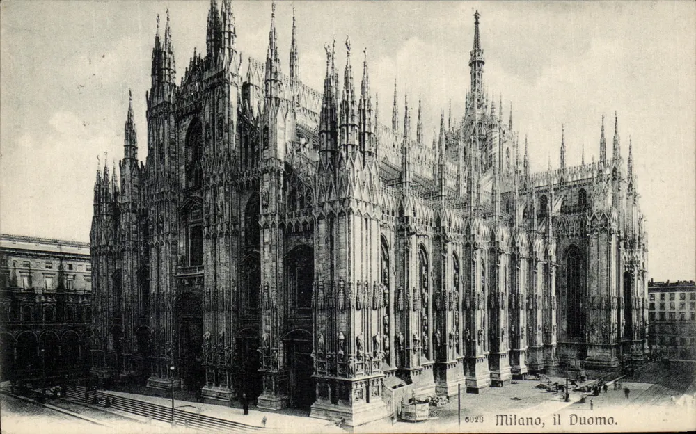 Milão, o Duomo — vista panorâmica — editor desconhecido, n° 6023 - Frente