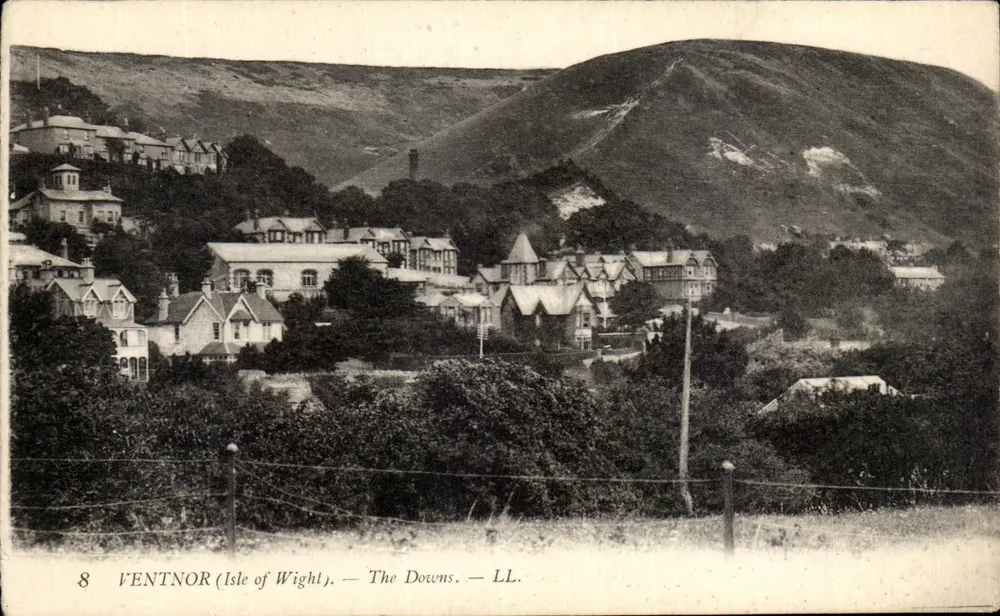 Ventnor (Ilha de Wight) — The Downs — LL. - Frente