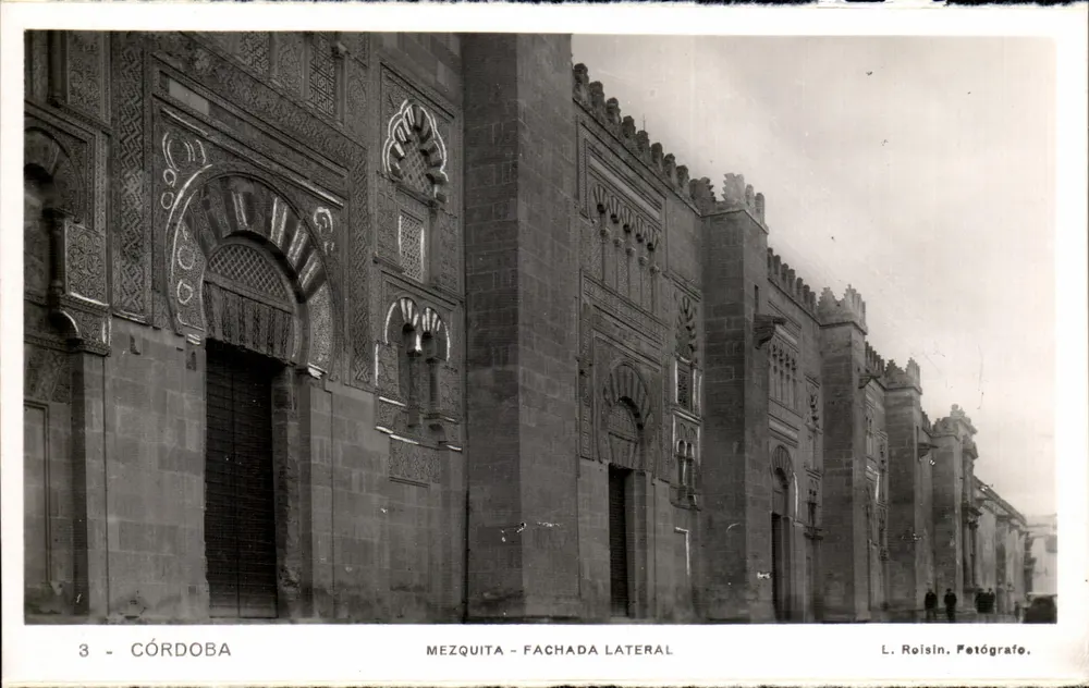 Córdoba - Moschee - Seitenfassade — L. Roisin, Fotograf - Vorderseite