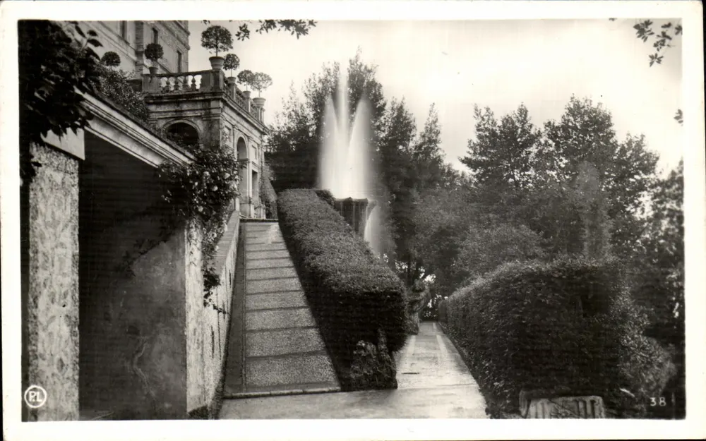 Tivoli (Villa d'Este) — Ansicht des Gartens mit der Fontana del Bicchierone — Verlag L. Provizi, n° 38 - Vorderseite