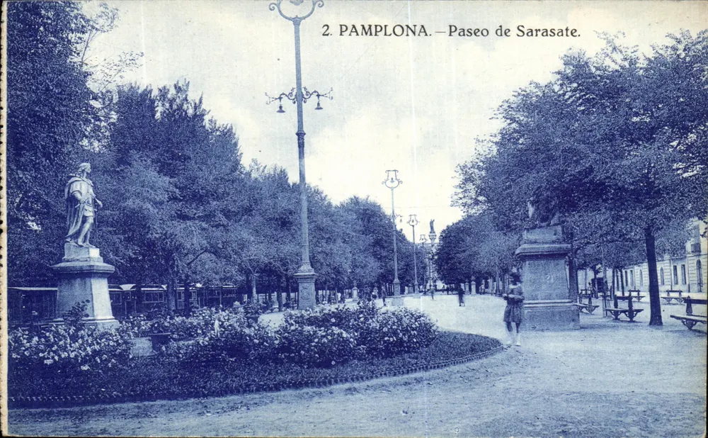 Pamplona — Paseo de Sarasate — editor ANIS « LAS CADENAS » - Frente