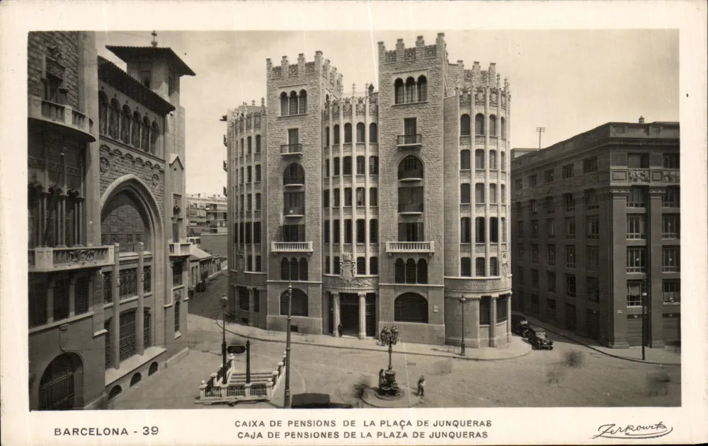 Caixa de Pensions de la Plaça de Junqueras — Barcelona — Éditeur Zerbowitz - Frente