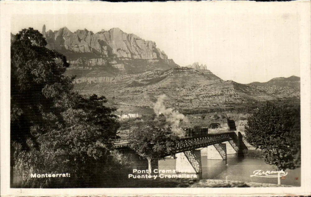 Montserrat: Ponte Cremaillera — vista do ponte ferroviária com trem a vapor — Zerbowitz - Frente