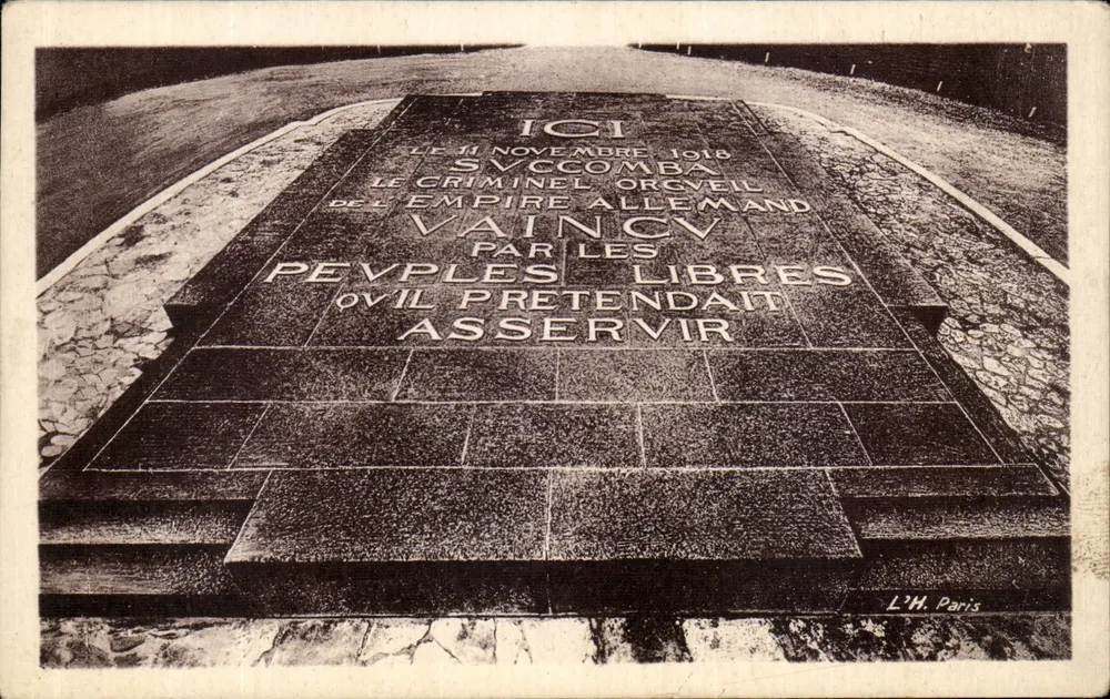 Forêt de Compiègne — Dalle Centrale — Denkmal des Waffenstillstands — L'H. Paris - Vorderseite