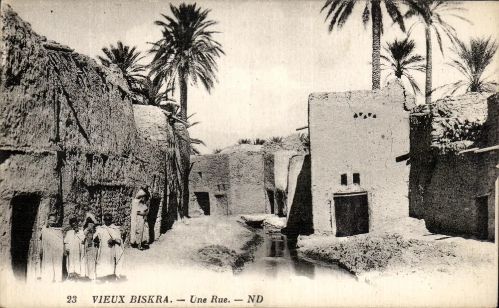 Velho Biskra — Uma Rua — ND - Frente