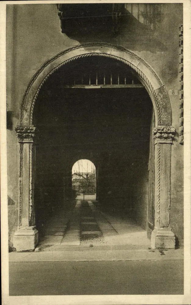 Portal der Casa Arnaldi in Vicenza — 15. Jahrhundert — Verlag L. Chiovato - Vorderseite
