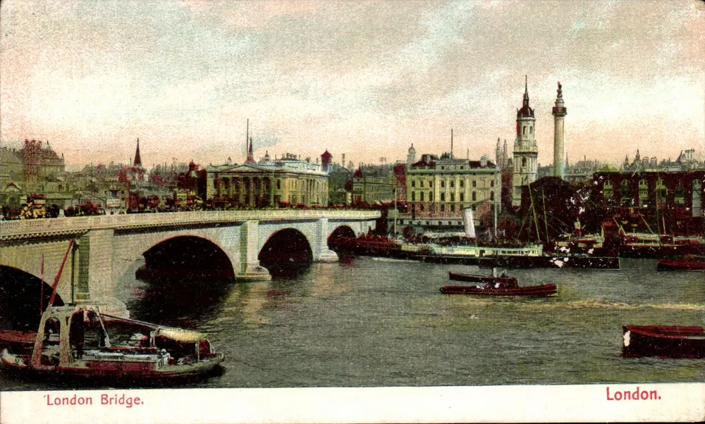 London Bridge — vista do rio Tâmisa em Londres — editor não identificado - Frente