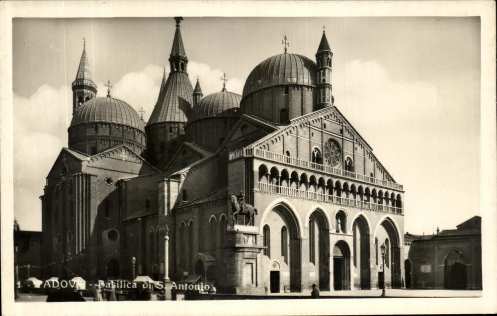 Padova - Basílica di S. Antonio - Frente