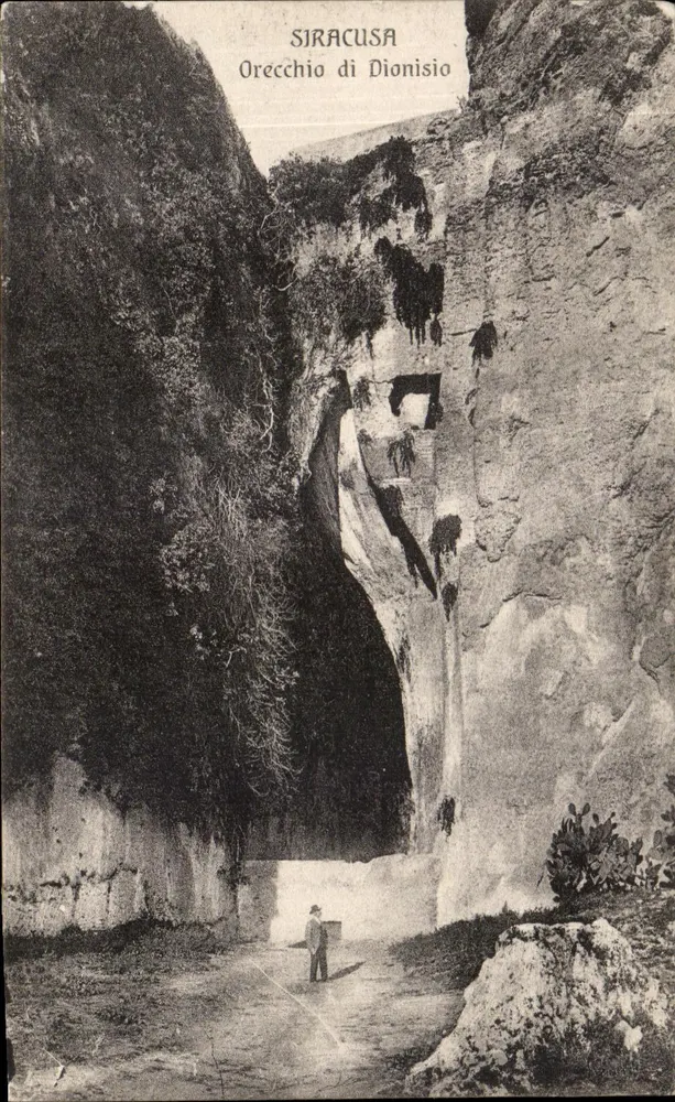 Orecchio di Dionisio — Siracusa — Editore: Reimorte Flumo Vincenzo, n° 101 - Recto