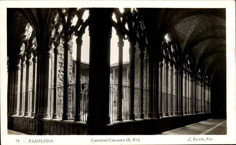 Catedral de Pamplona — Claustro (S. XV) — L. Roisin, Fot. - Frente