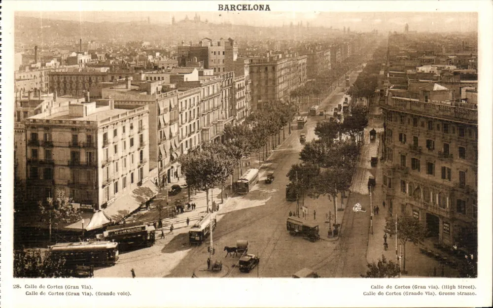 Barcelona — Calle de Cortes (Gran Via) — L. Rolatín, fot. Barcelona - Frente