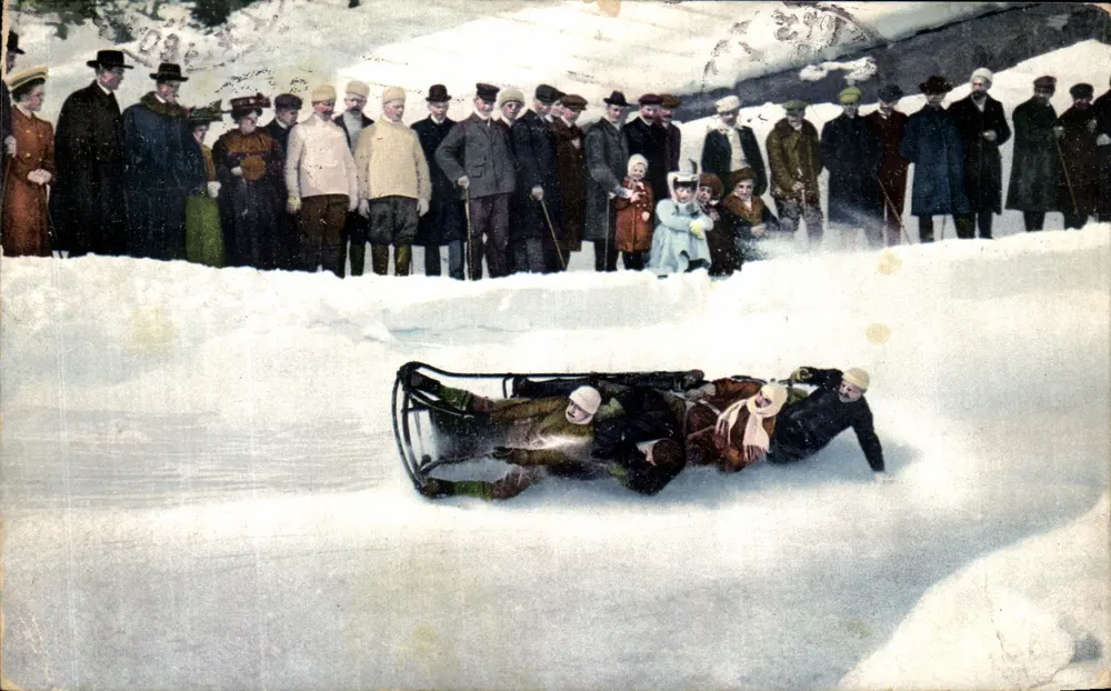 Carrera de trineo — Récord en 4 km en 4,06 minutos — Deportes invernales, Spa, Austria - Anverso