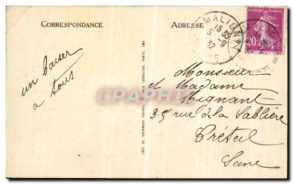 Sens — La Catedral — Cabeza de Pierre de Cugnières en la primera columna a la izquierda - Reverso