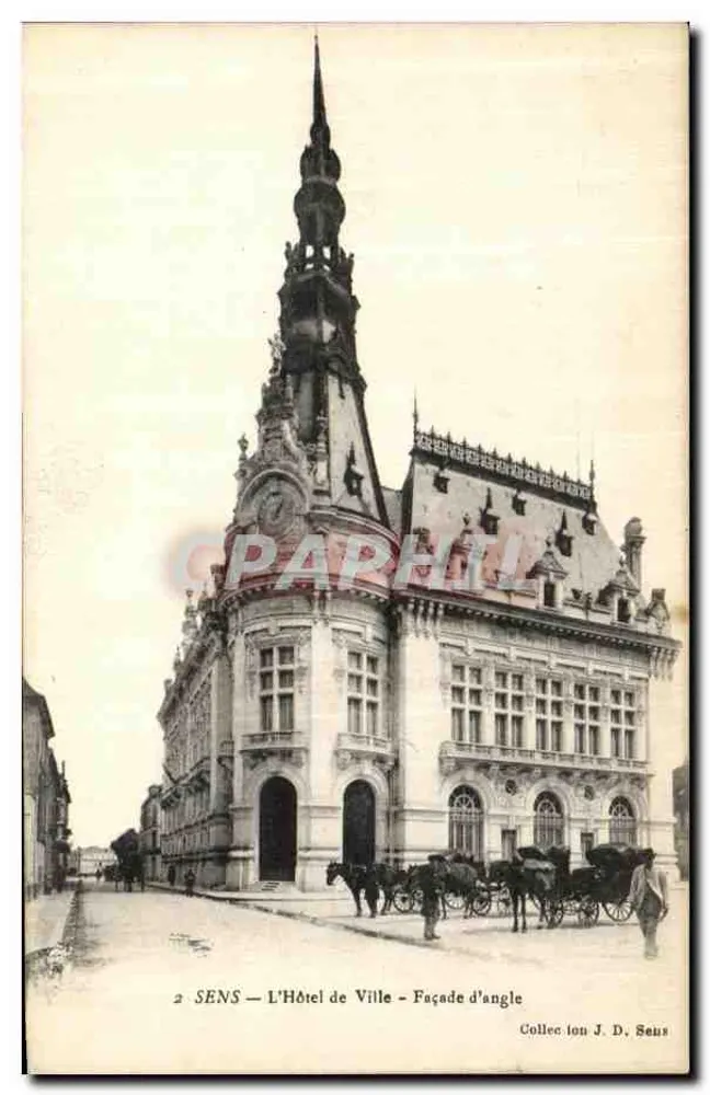Sens — O Hotel de Ville — Facha de canto — Coleção J. D. Sens - Frente