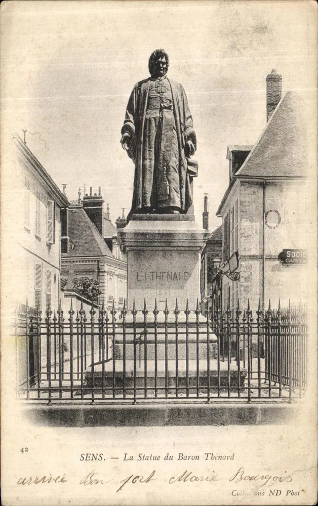 SENS — A Estátua do Barão Thénard — Coll. ND Phot - Frente