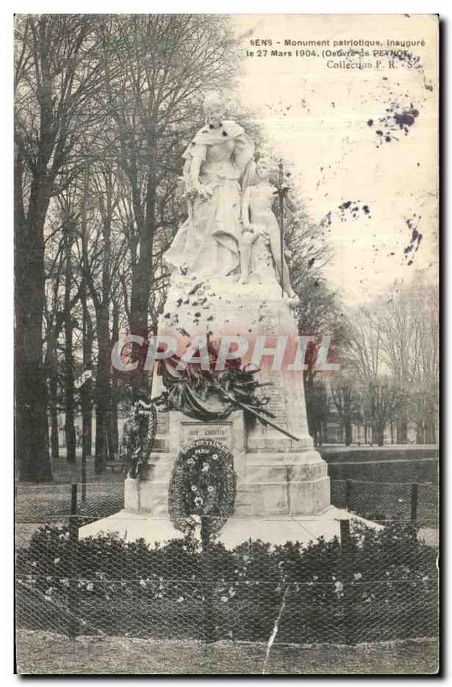 Sens - Patriotischer Denkmal - Werk von Reynon, eingeweiht am 27. März 1904 - Vorderseite