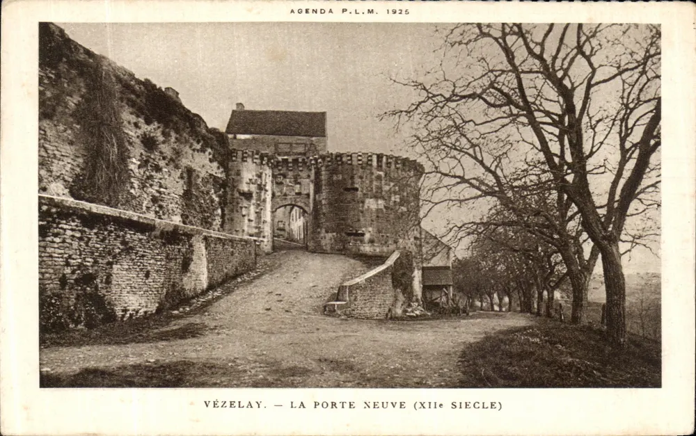 Vézelay — A Porta Nova (século XII) — Agenda P.L.M. 1925 - Frente