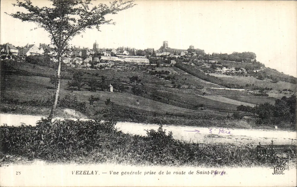 Vézelay — Allgemeiner Blick vom Saint-Pierre-Weg — J.H. Phot. - Vorderseite