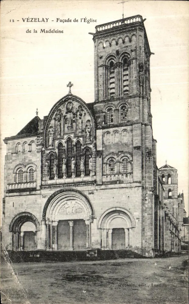 Vézelay - Fassade der Kirche der Madeleine — Porhain, Verlag, Avallon - Vorderseite