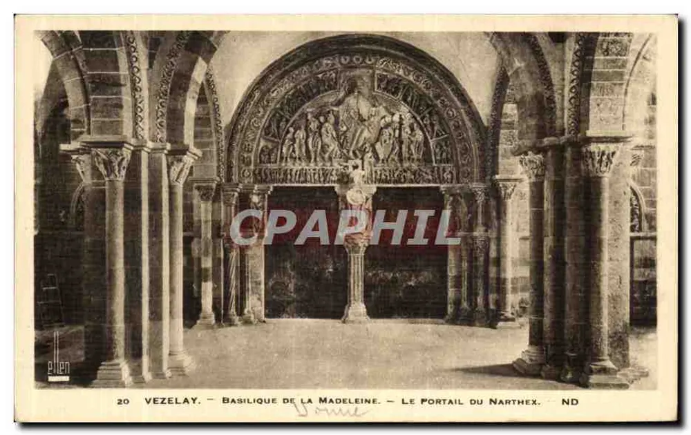 Vézelay — Basilika der Madeleine — Der Portal des Narthex - Vorderseite