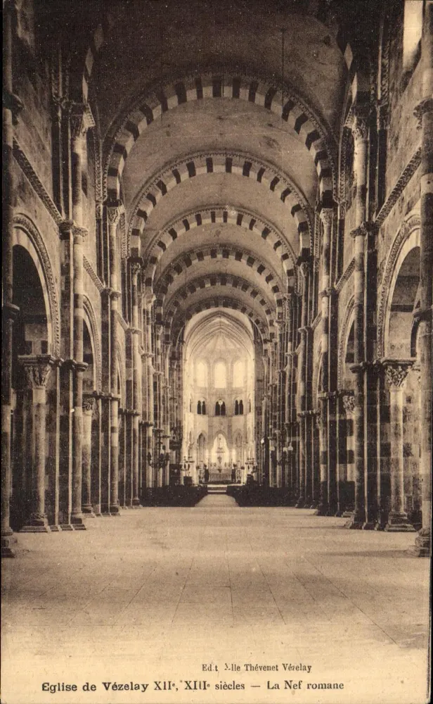Igreja de Vézelay — A Néf Romana — Ed. Thévenet Vézelay - Frente