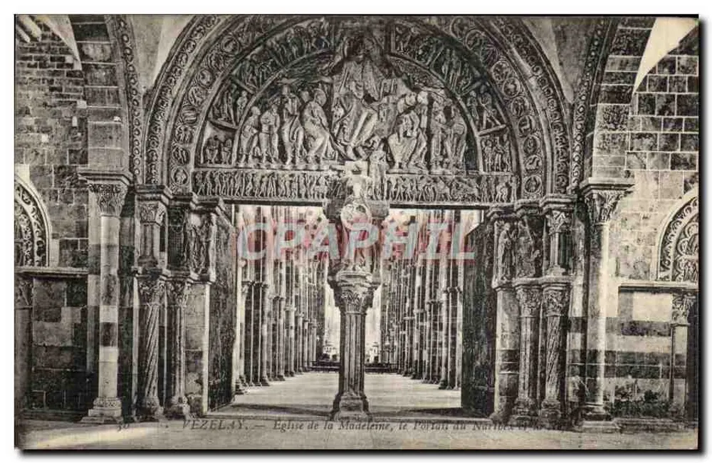 Vézelay — Kirche der Madeleine, das Portal des Narthex - Vorderseite