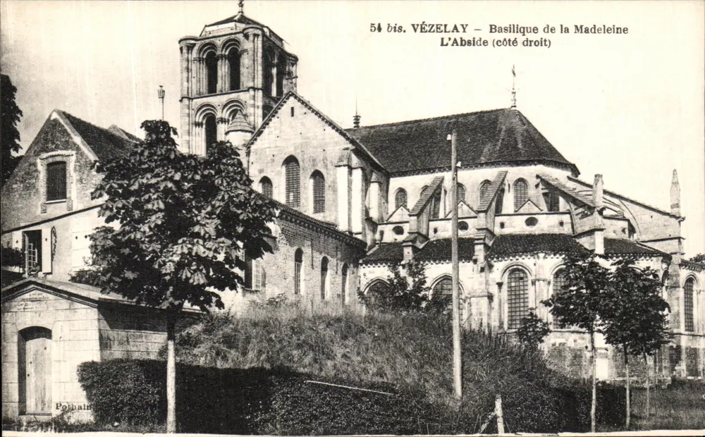 VÉZELAY — Basílica de Nossa Senhora da Madeleine (A absida do lado direito) — Polhain, n° 54 bis - Frente