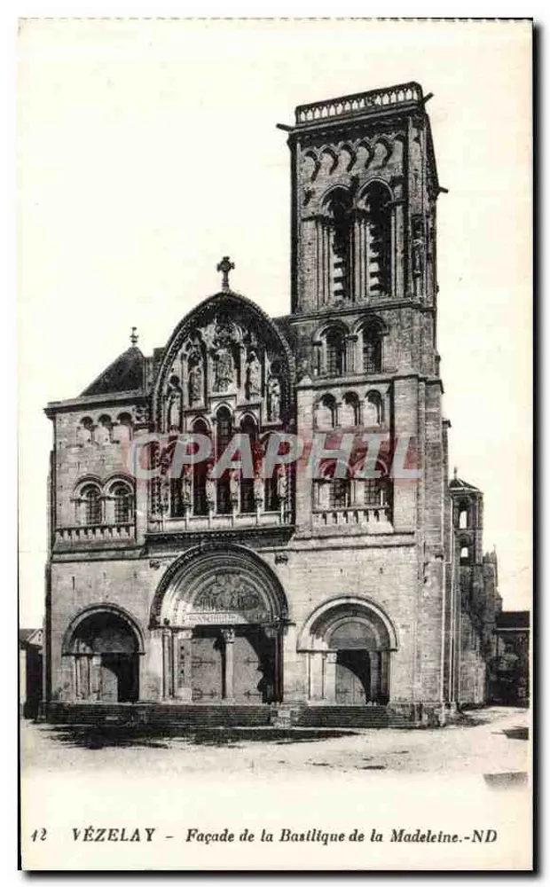Vézelay — Facha da Basílica da Madeleine — 42 - Frente