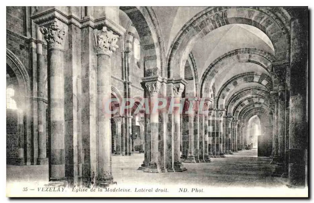 Vézelay — Kirche der Madeleine. Rechte Seite — ND. Fotografie - Vorderseite