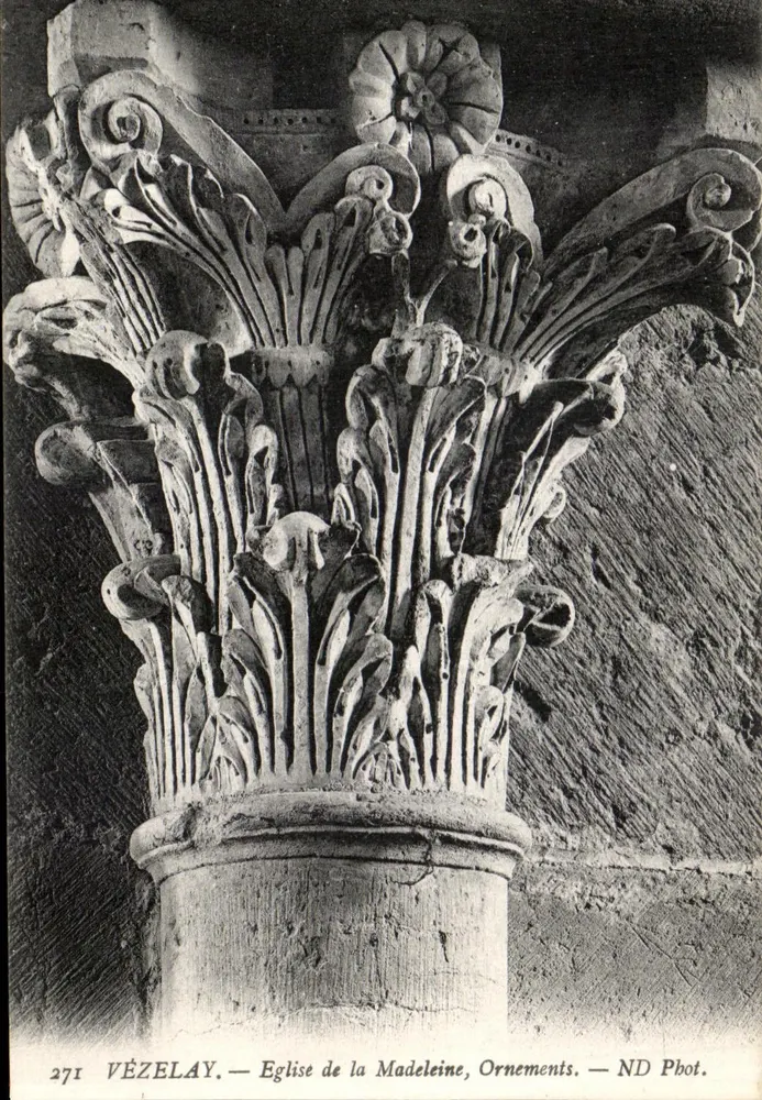 VÉZELAY — Kirche der Madeleine, Ornamente — ND Pbot. - Vorderseite