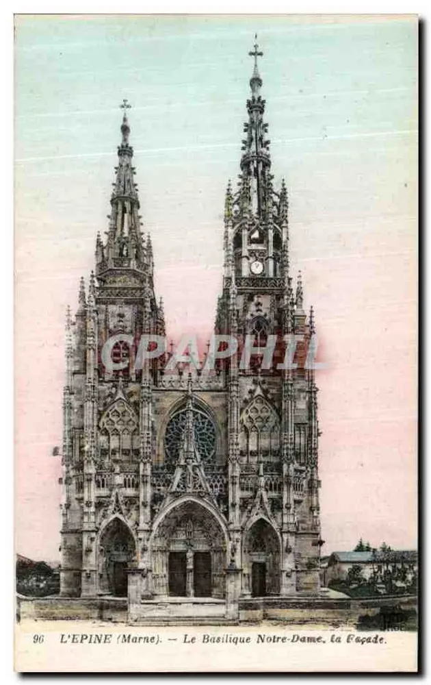 L'Épine (Marne) — A Basílica Nossa Senhora, a Fachada. - Frente